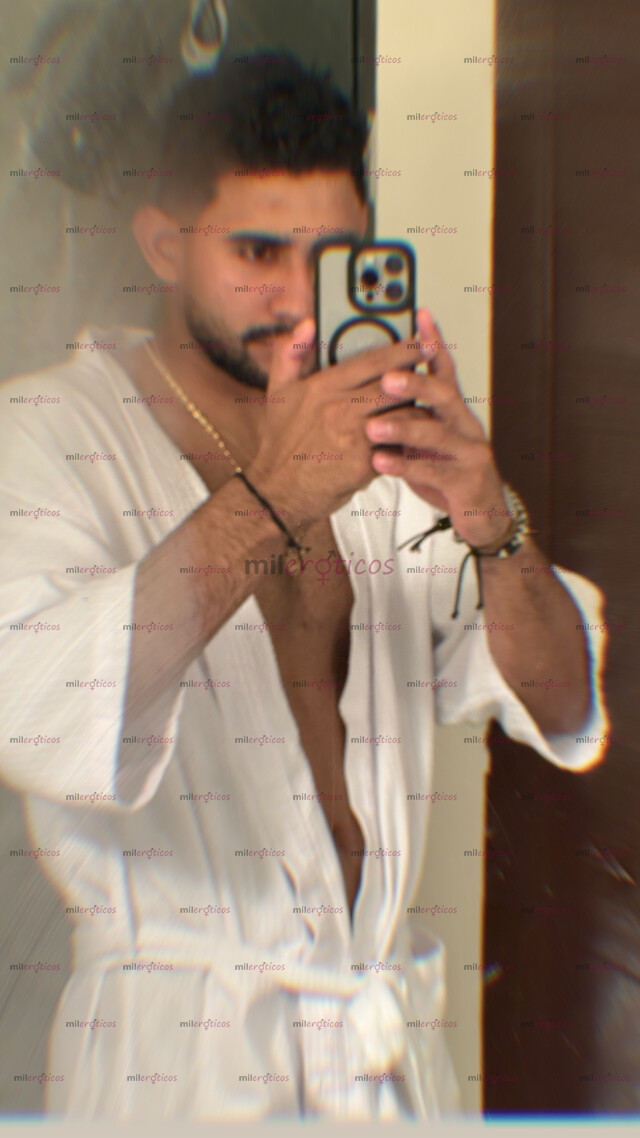 FOTOS DE JAVEN DE 24 AÑOS TONY MUY VARONIL, DISCRETO