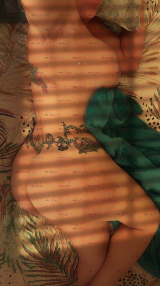 FOTOS DE SUSCRÍBETE A MI ONLY FANS Y CANAL D TELEGRAM Y DISFRUTA D MI CONTENIDO XXX