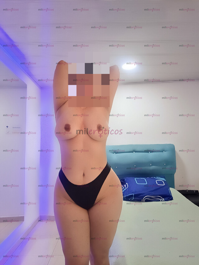 FOTOS DE HERMOSA TETONA VEN AMOR CHUPA Y VUELVETE MI BB