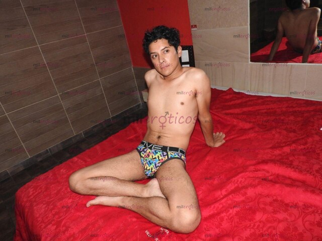 FOTOS DE CHAVITO BIEN, DISPONIBLE PARA TI Y TUS SUEÑOS HÚMEDOS, AGENDA YA