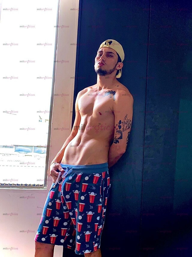 FOTOS DE GUAPO HOMBRE RECIÉN LLEGADO A TU CIUDAD