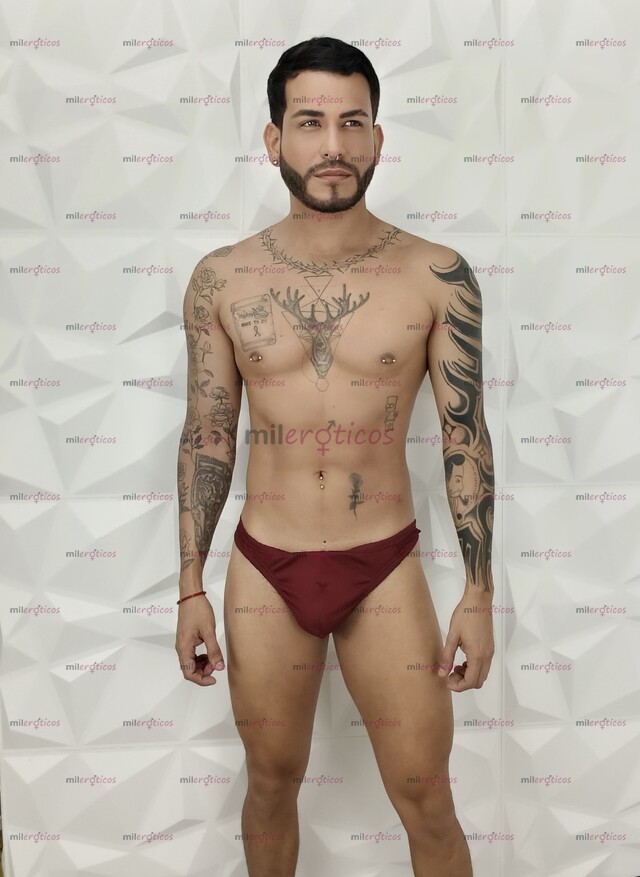 FOTOS DE MASAJISTA.DISCRETO JOVEN.ATLETICO GUAPO.FITNEES