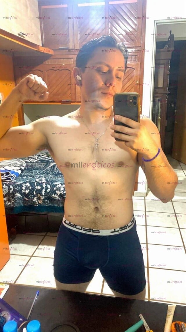 FOTOS DE CHICO COMPLACIENTE, SERVICIAL Y MUY CACHONDO