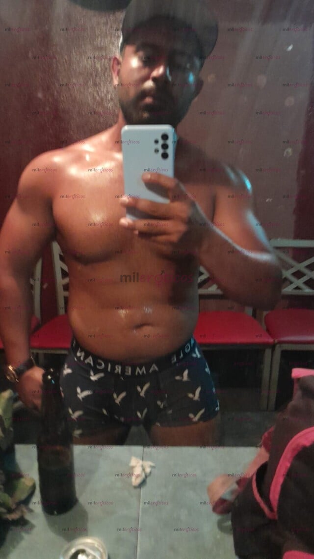 FOTOS DE CHICO BIEN DISPONIBLE PARA TI NO DUDES EN CONOCERME CONTESTO RAPIDO