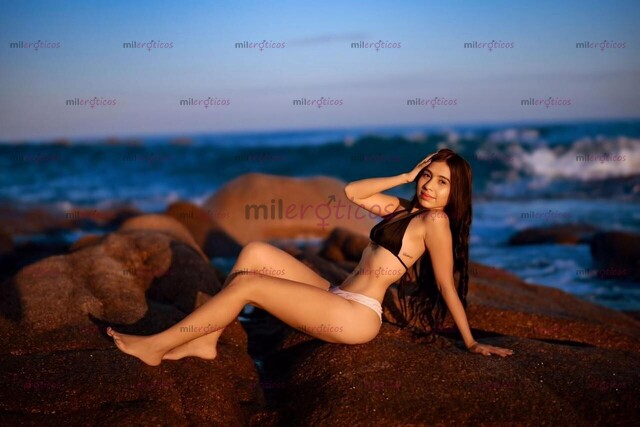 FOTOS DE HOLA SOY CAMILA UNA JOVEN COLOMBIANA SEXY Y CALIENTE