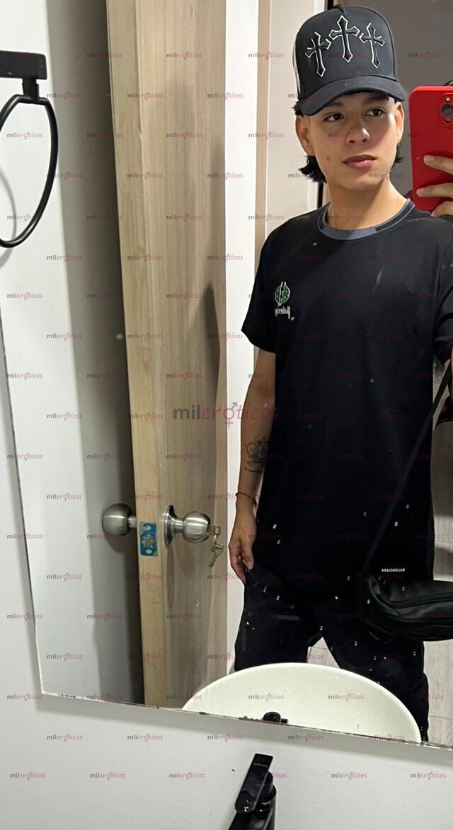 FOTOS DE YOUR HOT BOY POLLO JOVEN FLACO VERSÁTIL RESPETUOSO Y DISPUESTO HA COMPLACERTE