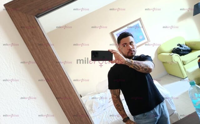 FOTOS DE JOSHUA VENEZOLANO HOT LISTO PARA COGERTE Q ESPERAS ESCRIBEME PARA BRINDART INF