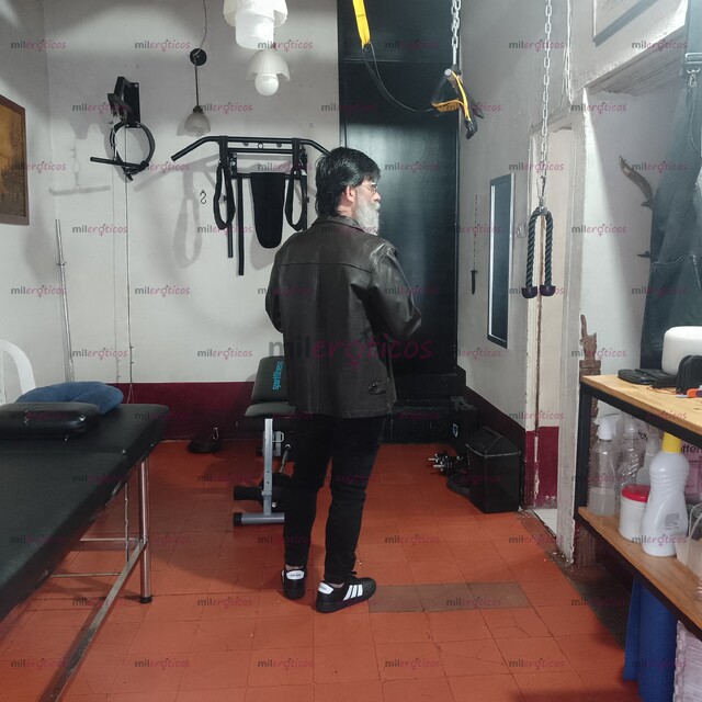 FOTOS DE AMANTES DEL SEXO MADURO TRIO CON MADURO PAS 61 AÑOS APARTA ESTUDIO MEDELLIN