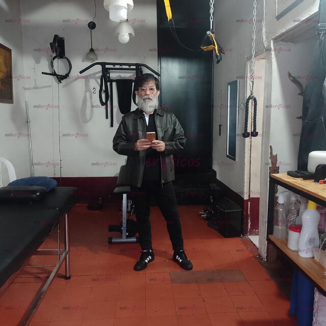 FOTOS DE AMANTES DEL SEXO MADURO TRIO CON MADURO PAS 61 AÑOS APARTA ESTUDIO MEDELLIN