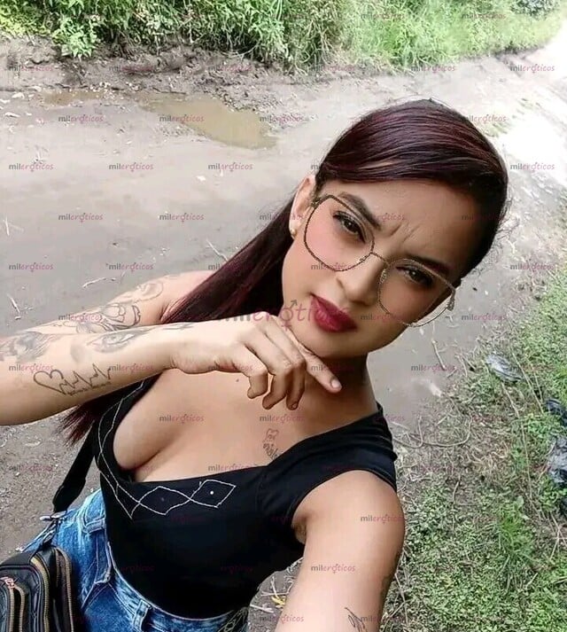 FOTOS DE DISFRUTA DEL ENCANTO Y LA SENSUALIDAD QUE ESTA LINDA CHICA TE PUEDE DAR