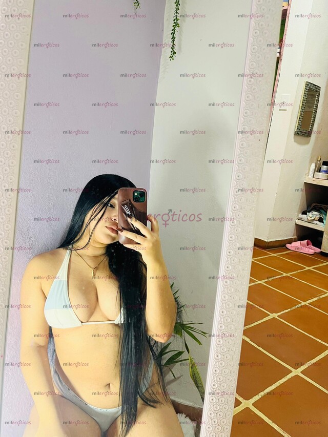 FOTOS DE SOY SUPER COMPLACIENTE QUIERO QUE DISFRUTES DE UN RICO SERVICIO CON MI CULOTE