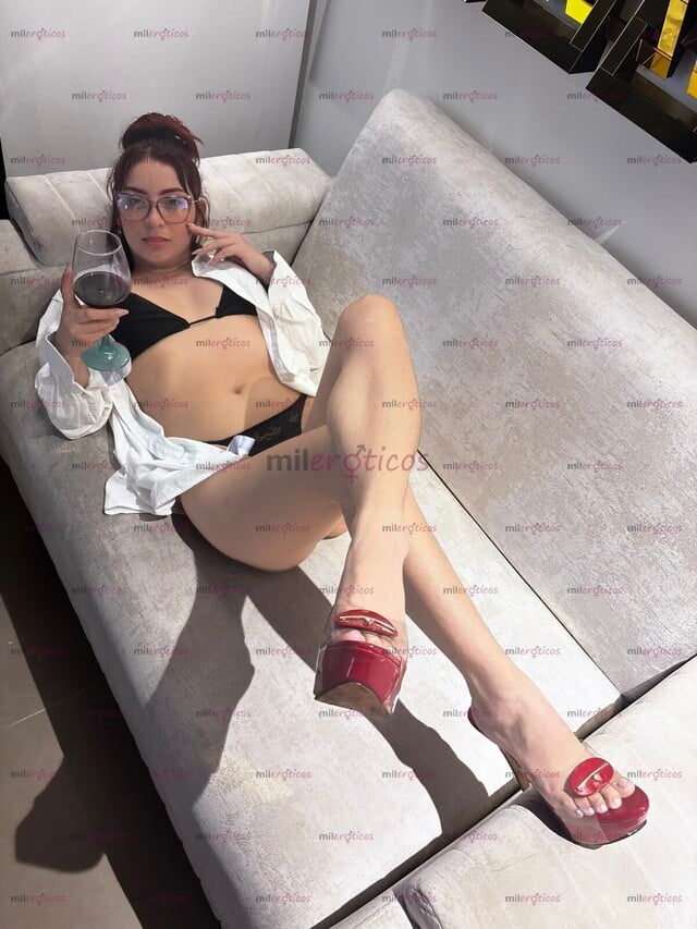 FOTOS DE SECRETARIA SEDUCTORA VIP POR PRIMERA VEZ EN TU CIUDAD CON GANAS DE SEXO