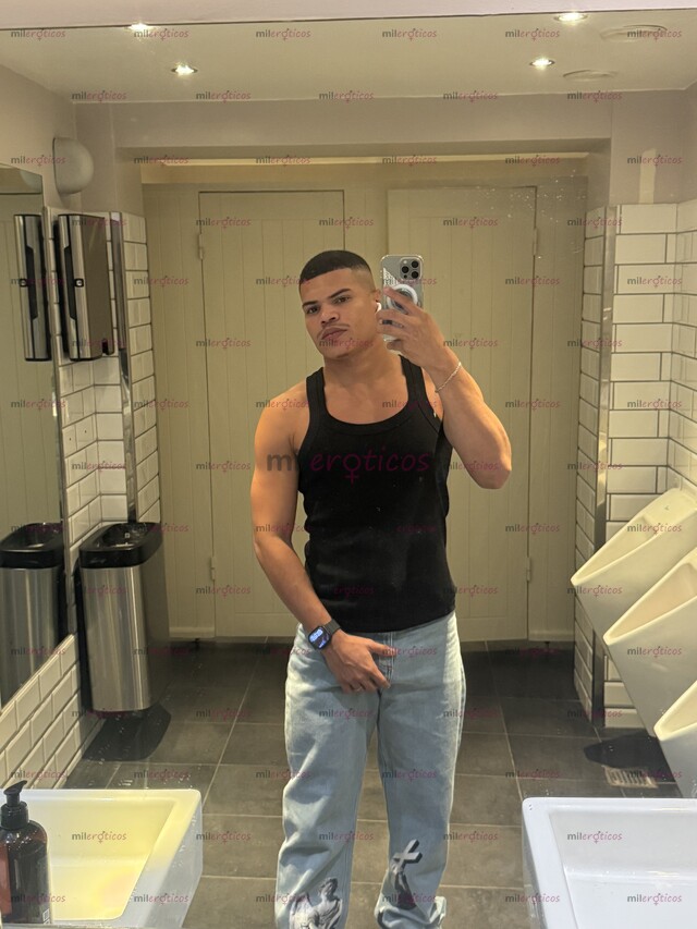 FOTOS DE CALEÑO MORBOSO Y COMPLACIENTE CON BUEN CUERPO