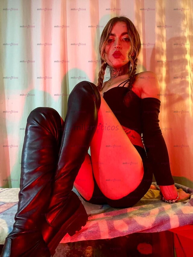 FOTOS DE TRANSEXUAL COLOMBIANA HERMOSA Y CON GANAS DE SACARTE TODA LA LECHE