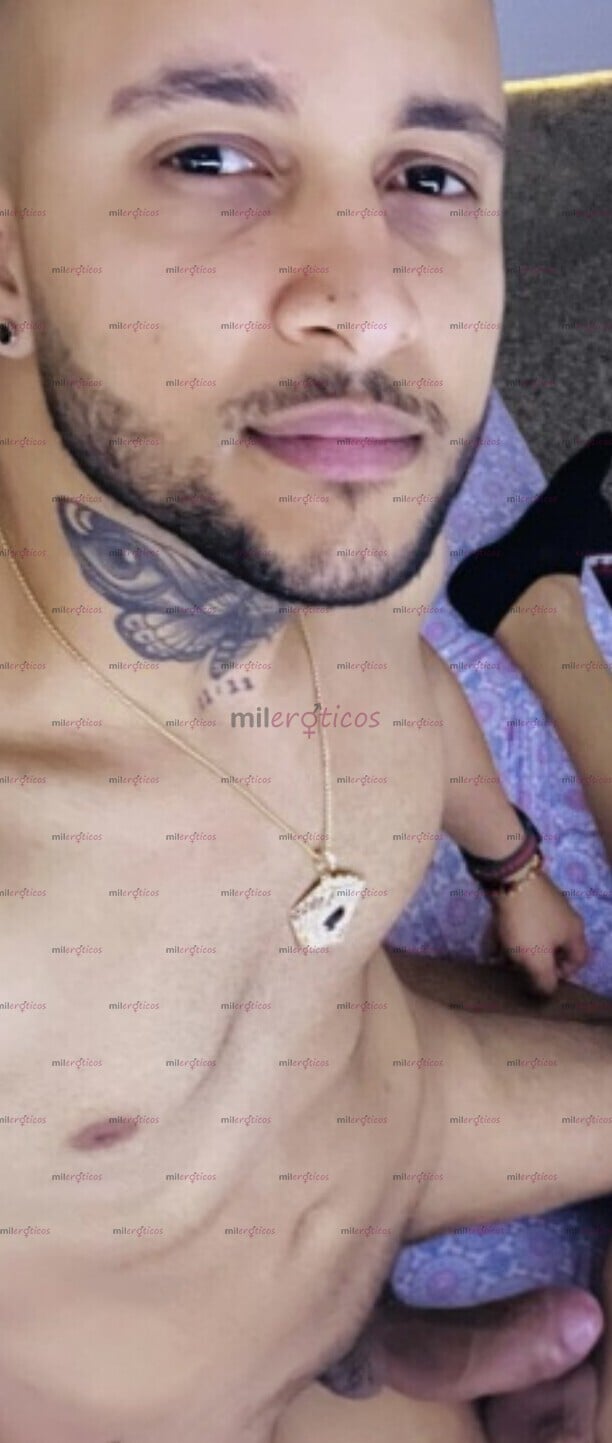 FOTOS DE CHICO CUBANO MUY CALIENTE Y DISCRETO ,DISPUESTO A CUMPLIR TODOS TUS DESEOS