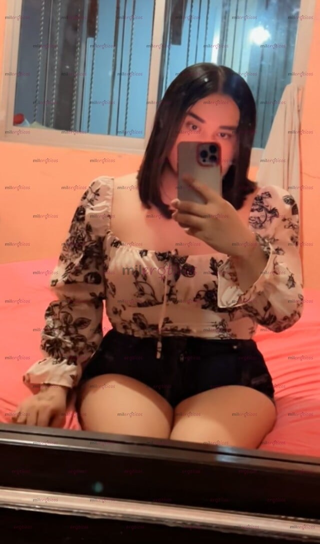 FOTOS DE NO SOY LA MEJOR PERO SI DIFERENTE AL RESTO, BÚSCAME ES TOY DISPONIBLE PARA TI