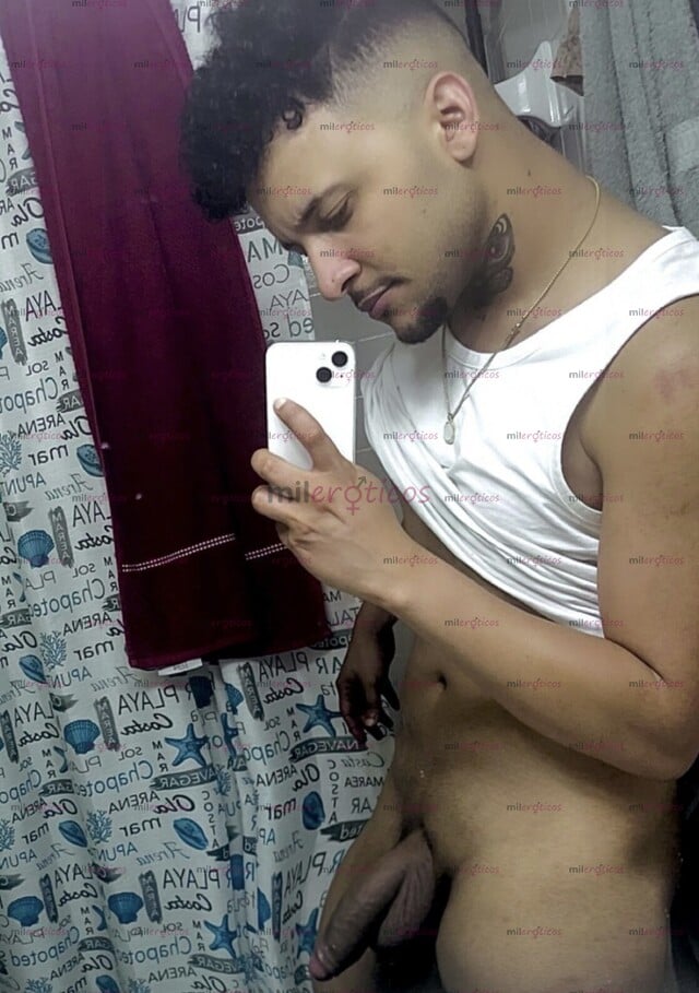 FOTOS DE CHICO CUBANO MUY CALIENTE Y DISCRETO ,DISPUESTO A CUMPLIR TODOS TUS DESEOS