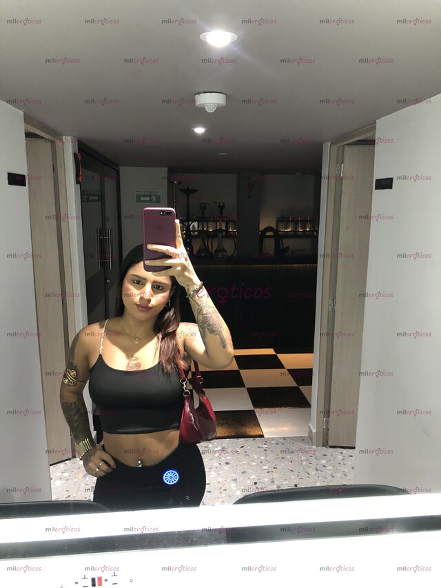 FOTOS DE SOY SOFI UNA NENA TETONA LLENA DE LUJURIA DISPUESTA A COMPLACERTE
