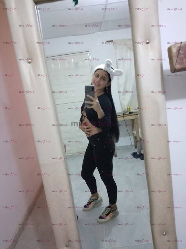 FOTOS DE SOY SOFI UNA NENA TETONA LLENA DE LUJURIA DISPUESTA A COMPLACERTE