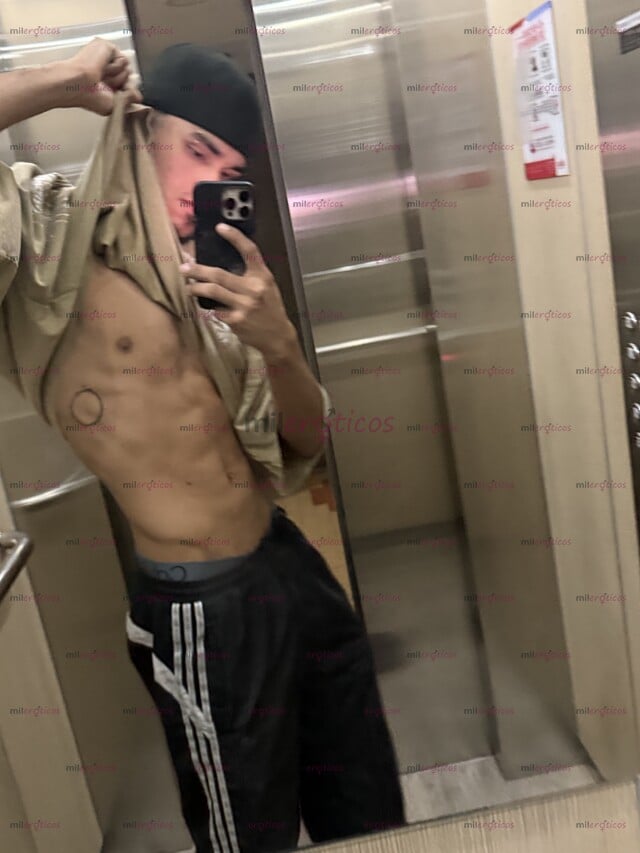 FOTOS DE SOY ALEX VERGON, COMPLACIENTE, CONVERSADOR, FETICHISTA ETC
