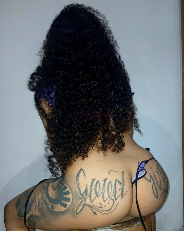 Ola meus amores me chamo wiitch sou atriz porno cam girl modelo fotografica atendo no meu local em moteis e hoteis tambem vendo conteudos sou uma acom...