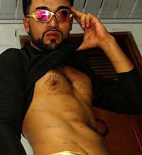 FOTOS DE HOMBRE CANDENTE DISPUESTO A CUMPLIR TUS MEJORES FANTASÍAS SEXUALES MENTE ABIERTA