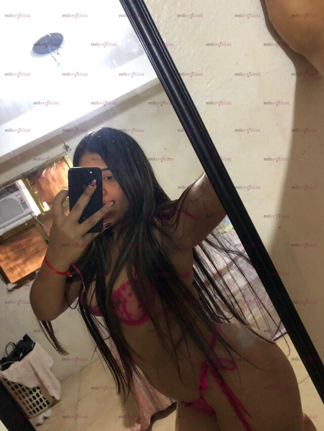 FOTOS DE SI QUIERES DISFRUTAR DE UNA RICA VAGINA ESTRECHA Y CALIENTITA LLÁMAME