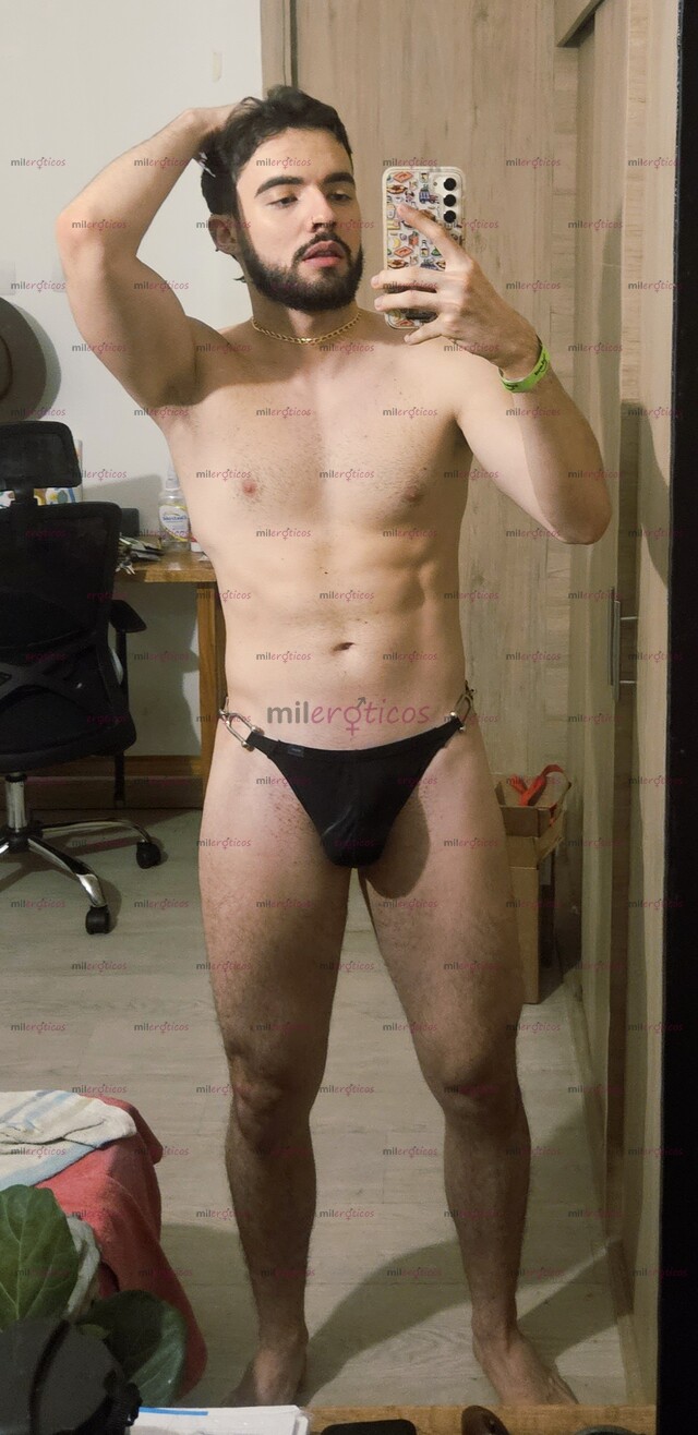 FOTOS DE PAISA, VERSÁTIL, MENTE ABIERTA Y COMPLACIENTE