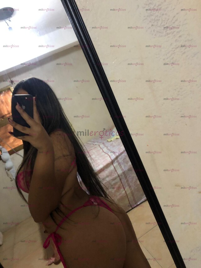 FOTOS DE HOLA UNA NENA COCHANDA PAPI TE ENVITO A QUE DISFRUTES DE MIS RICAS NALGAS