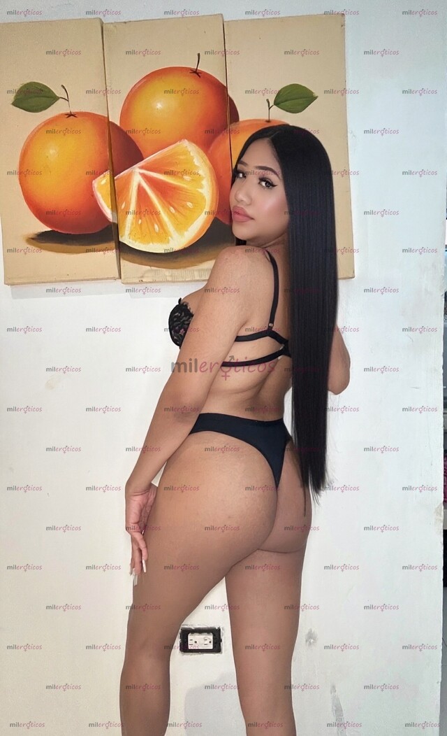 FOTOS DE BELLA TRANNY MULATA DISPONIBLE PARA COMPLACERTE Y DARTE VERGA BIEN RICO