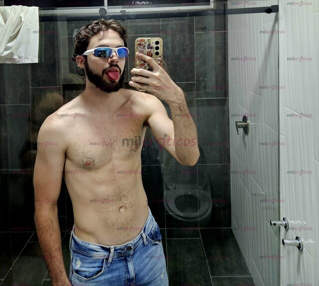 FOTOS DE PAISA, VERSÁTIL, MENTE ABIERTA Y COMPLACIENTE