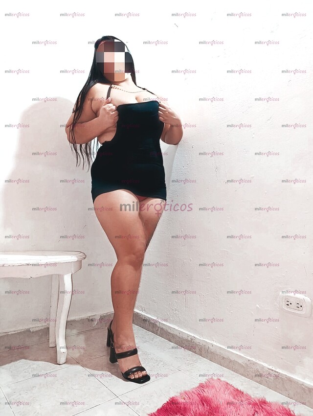 FOTOS DE BUSCAS UNAS ENORMES TETAS? NATURALES DIVINAS Y VAGINA FULL ESTRECHITA