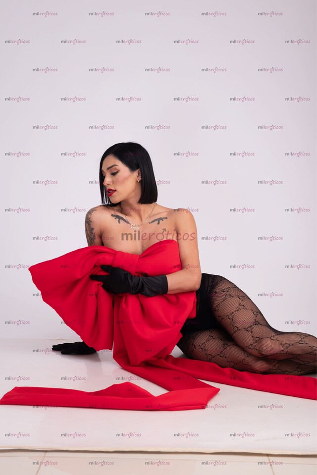 FOTOS DE MORENA, CANDENTE Y DIVINA: LUJO, ACTITUD Y PLACER GARANTIZADO