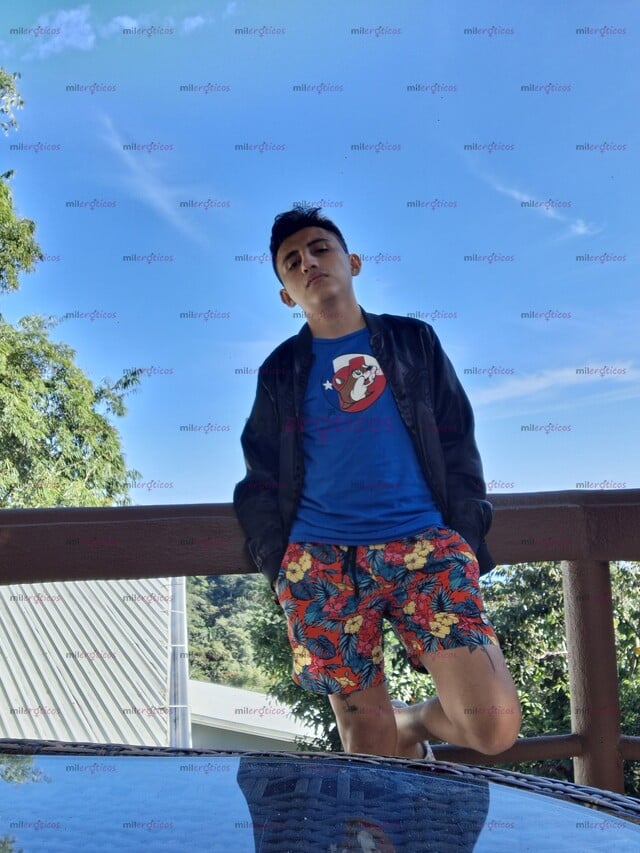 FOTOS DE NIÑO DE 18 AÑOS CALIENTE Y SEXOSO PARA SACARTE TODA LA LECHE