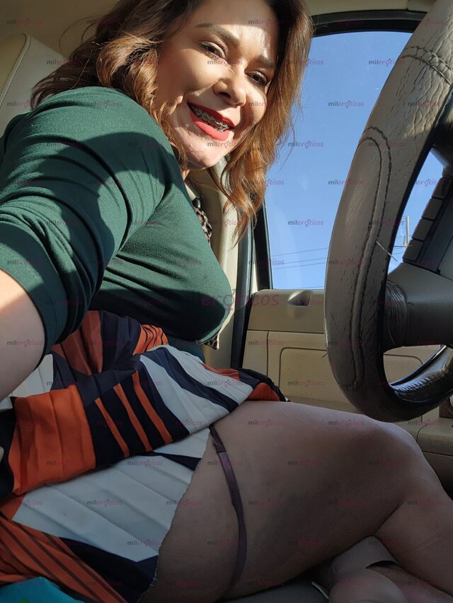 FOTOS DE MILF PETITTE, TIERNA, CARIÑOSA Y MUY APASIONADA