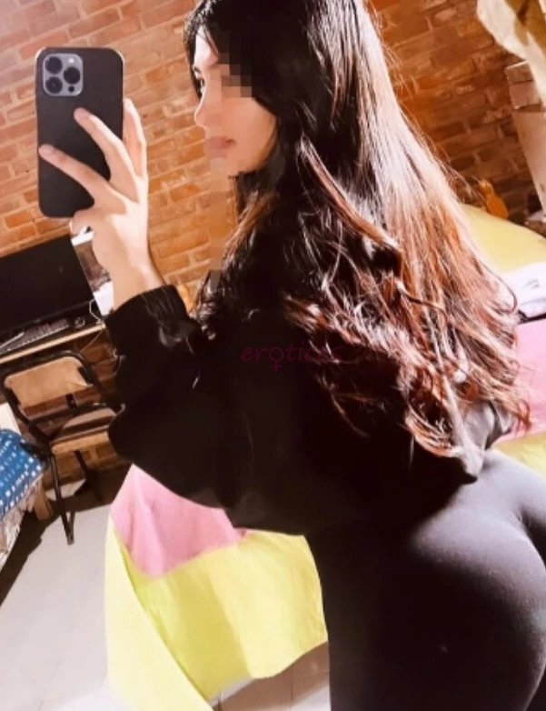 Hola soy una joven muy discreta profesional responsable ofrezco una cita inolvidable presencial y virtual realizo despedida de soltero baile erotico m...