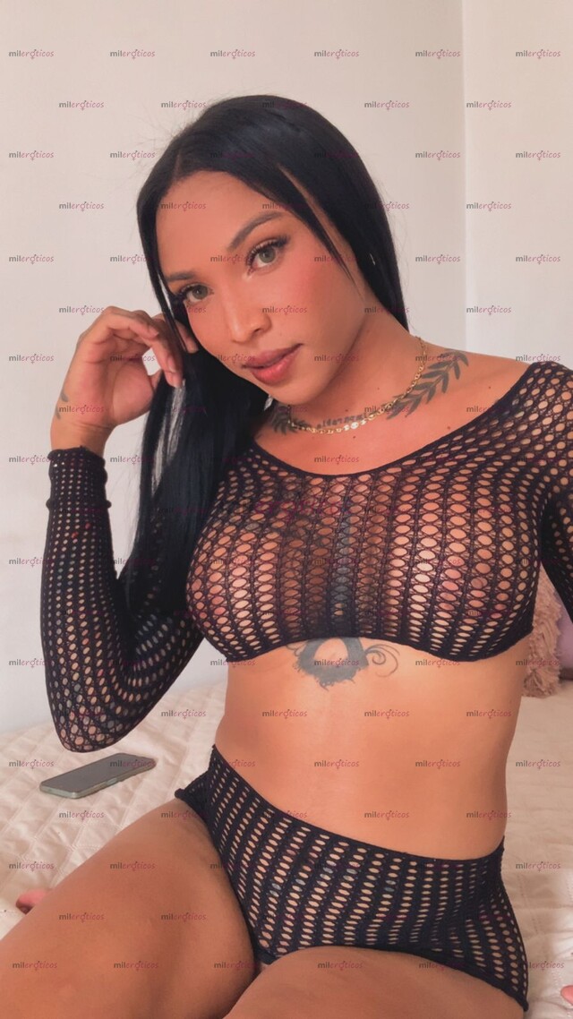 FOTOS DE HOLA SOY NAHOMY LA MORENA MUY AMABLE UNA CHICA DE MUY POCO HABLAR