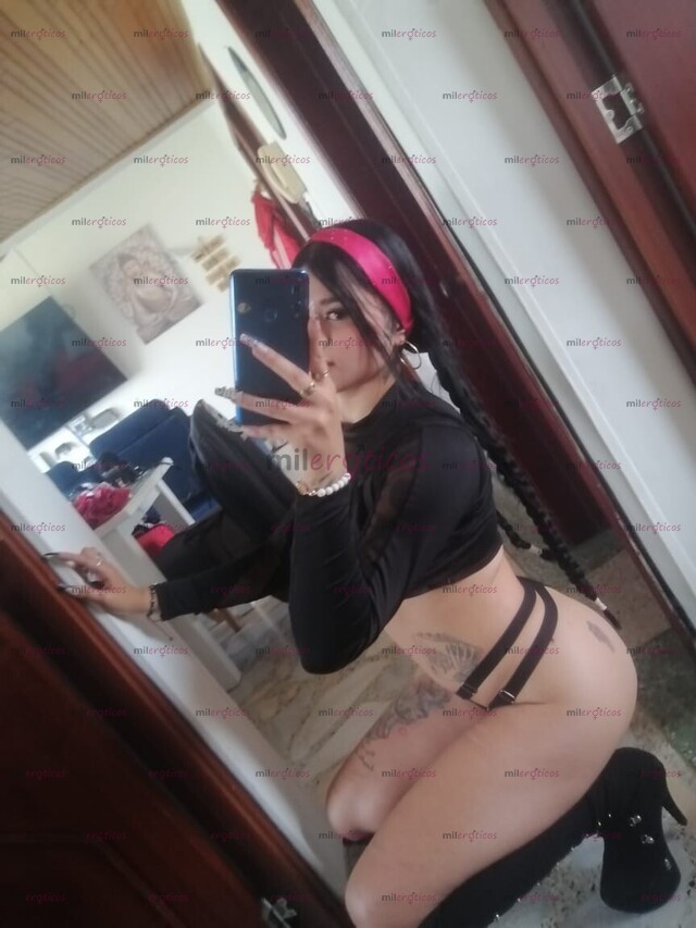 FOTOS DE HOLA AMOR SOY SHANTALL UNA MUÑEQUITA HERMOSA Y LLENA DE SENSUALIDAD