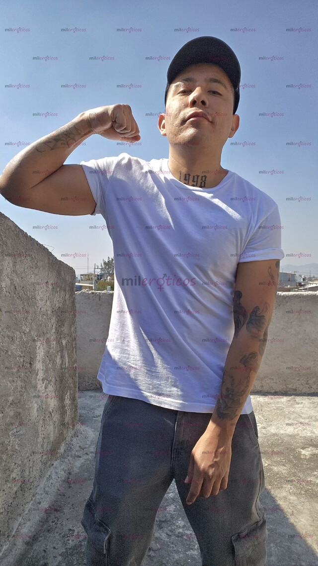 FOTOS DE ESTAS DESEOSA DE BUEN P3N3? TE GUSTAN BIEN CHACALONES?