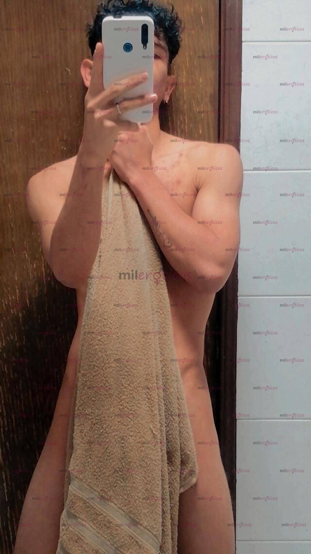 FOTOS DE JOVEN VERGON, VERSATIL DE 24 AÑOS, DISPUESTO A DARTE PLACER