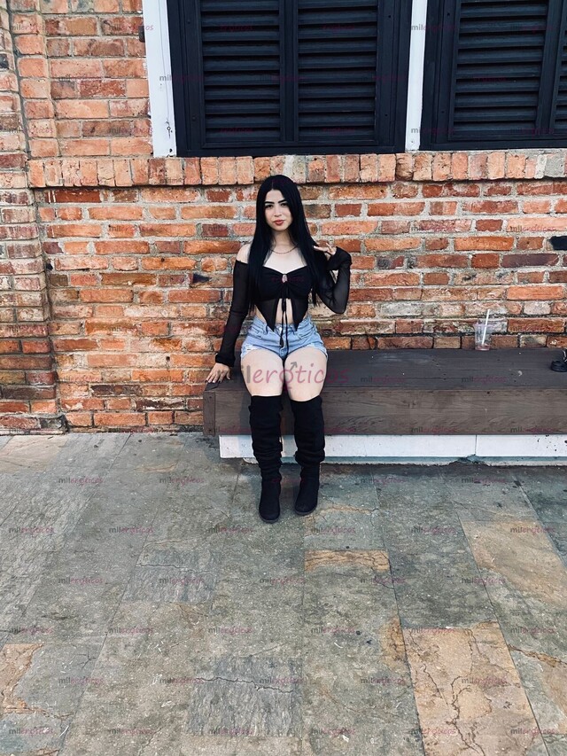 FOTOS DE SOY NUEVA ME LLAMO MARIA VIVO EN COLOMBIA TENGO 19 AÑOS