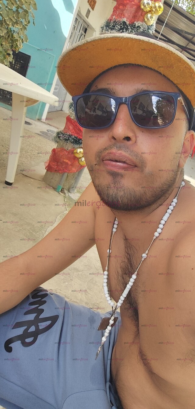 FOTOS DE HOLA COSITAS RICAS SOY DARWIN DISPONIBLE PARA BRINDARLES UN EXCELENTE SERVICIO