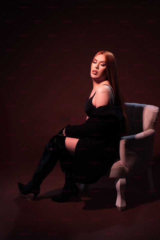 FOTOS DE MODELO TRANS , EJECUTIVA , PERVERSA O NIÑA BIEN CARAMELO DE 23 CM O UN RICO COÑO