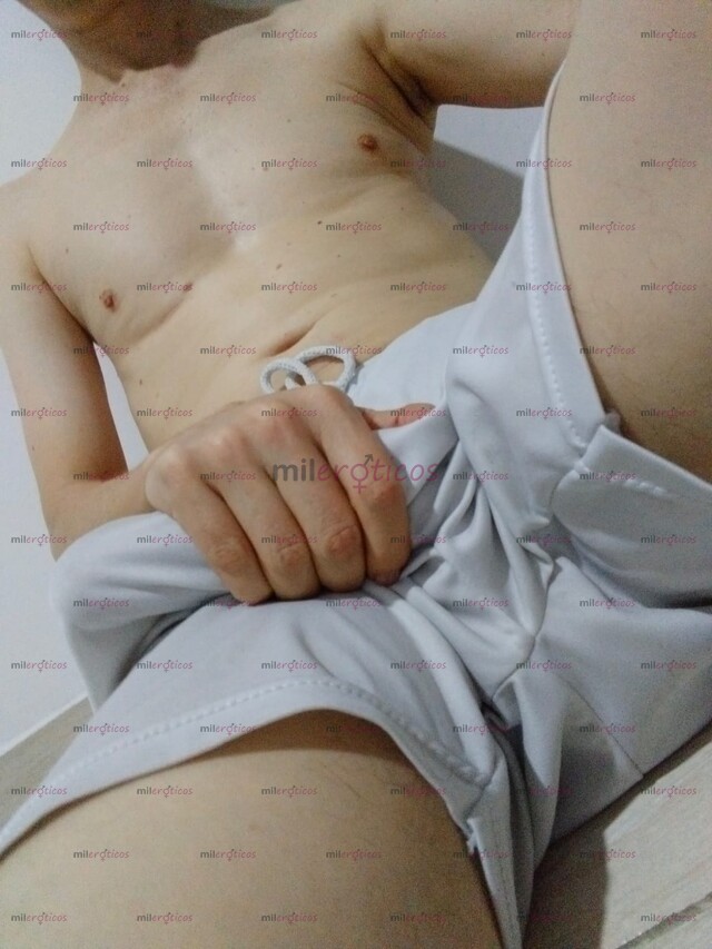 FOTOS DE BISEXUAL VERSATIL BLANCO DELGADO DISCRETO