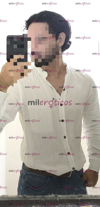 FOTOS DE HOMBRE MUY DELGADO Y DE BARBA, MIDO 1.70M