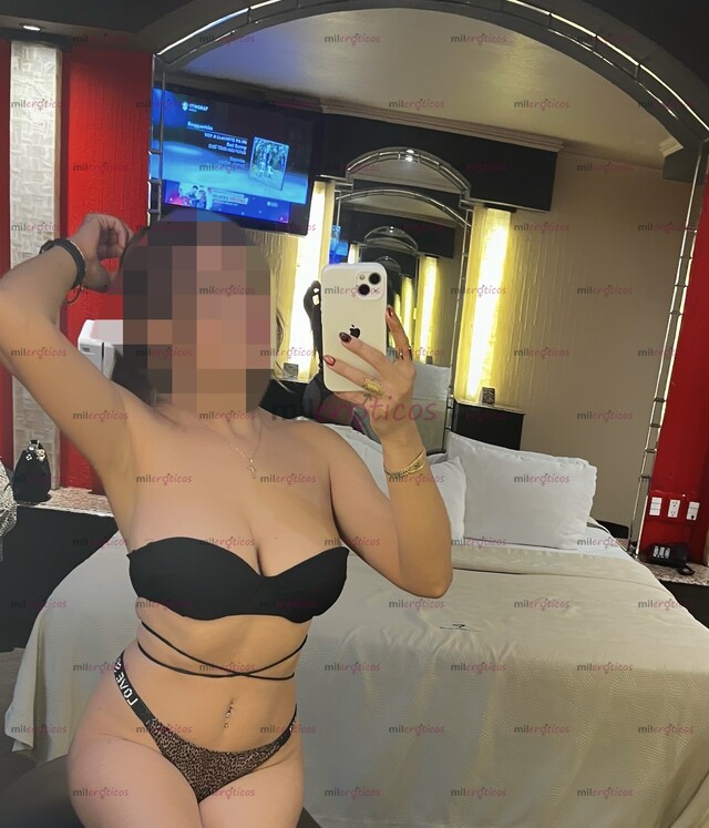 FOTOS DE BONITA SEDUCTORA Y TÚ PERRITA EN LA CAMA