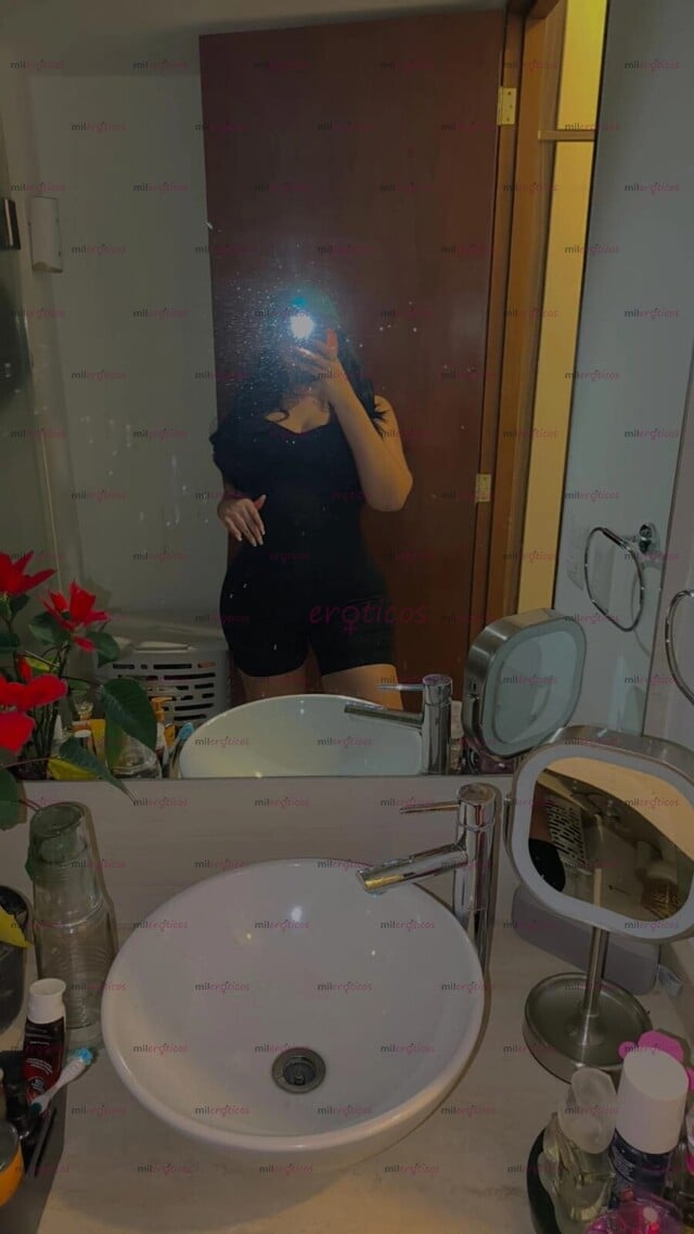 FOTOS DE PROMO MEGAN TENGO 18 AÑOS CULOTE Y CADERONA NATURAL