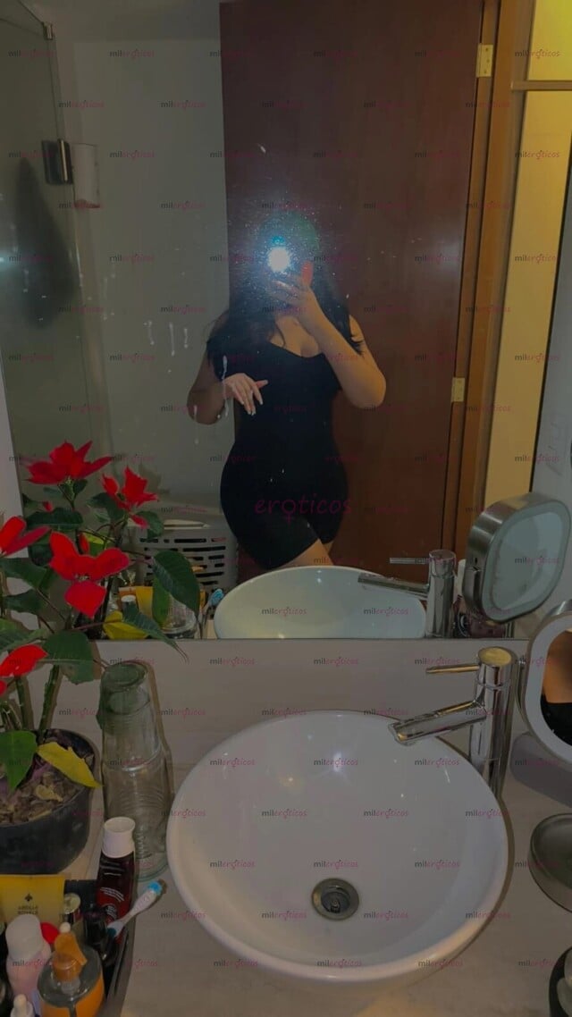 FOTOS DE PROMO MEGAN TENGO 18 AÑOS CULOTE Y CADERONA NATURAL