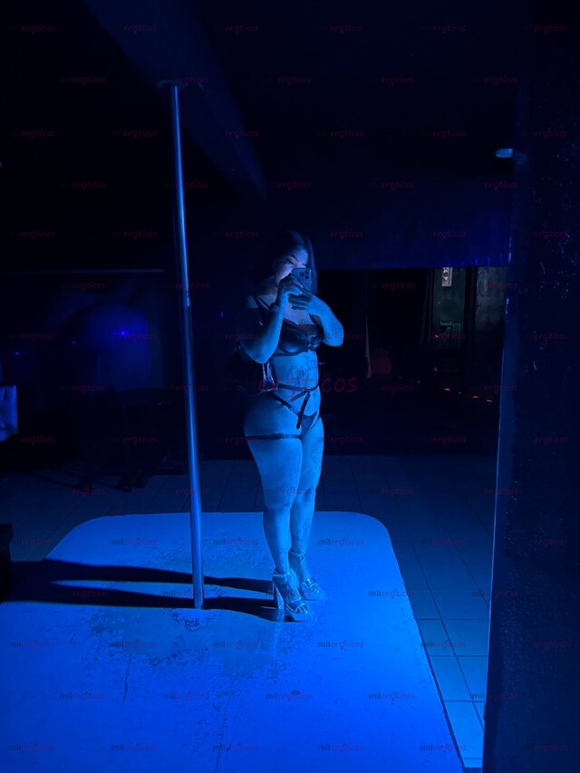 FOTOS DE HOLA BEBÉ SOY ELI, UNA CHICA MUY CALIENTE Y COMPLACIENTE TE ENCANTARÁ AMOR