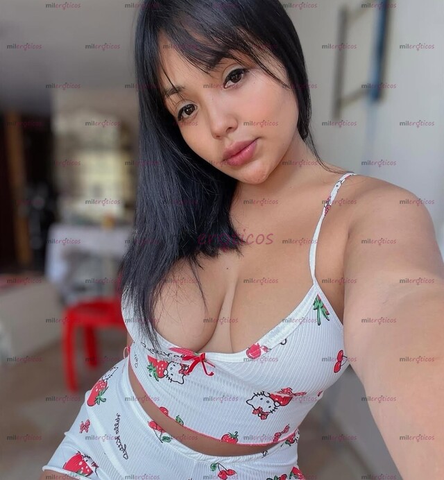 FOTOS DE $800$ TENGO 23 AÑITOS SOY INDEPENDIENTE 800$